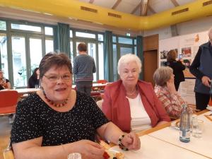 Von Links unsere liebe Freundin Petra und die liebe Helga